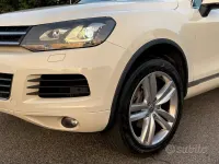 Usata VW Touareg Executive 240 CV (176 kW) 2011 Bianco SUV