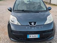 Usata Peugeot 107 68 CV (50 kW) 2007 Grigio Utilitaria