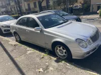 Usata Mercedes E220 150 CV (110 kW) 2003 Argento Berlina