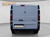 Usata Renault Trafic 150 CV (110 kW) 2024 Bianco Monovolume
