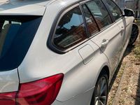 Usata BMW 318 Efficient Dynamics 147 CV (108 kW) 2018 Bianco Station wagon