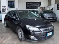 Usata Opel Astra Cosmo 160 CV (117 kW) 2010 Nero Berlina