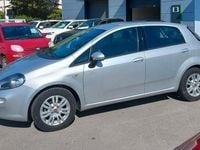 Usata Fiat Punto Lounge 85 CV (62 kW) 2015 Argento Berlina