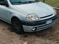 Usata Renault Clio II 2001 Grigio Berlina