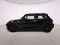 Usata Mini ONE 75 CV (55 kW) 2021 Midnight black Utilitaria