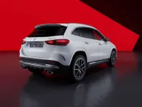 Usata Mercedes GLA35 AMG Premium 306 CV (225 kW) 2024 Argento SUV