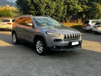 Usata Jeep Cherokee Limited 170 CV (125 kW) 2015 Grigio SUV