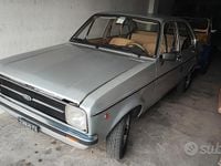 Usata Ford Escort 44 CV (32 kW) 1970 Grigio Berlina