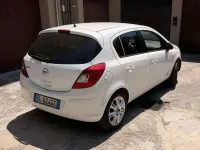 Usata Opel Corsa Edition 86 CV (63 kW) 2012 Bianco Utilitaria