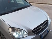 Usata Kia Carens 140 CV (102 kW) 2008 Grigio Monovolume