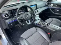 Usata Mercedes E220 Premium 194 CV (142 kW) 2017 Grigio Station wagon