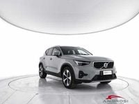 Usata Volvo XC40 Core 163 CV (119 kW) 2025 Grigio SUV