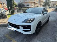 Usata Porsche Cayenne 354 CV (260 kW) 2023 Bianco SUV