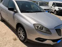 Usata Lancia Delta 120 CV (88 kW) 2009 Grigio Utilitaria