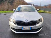 Usata Skoda Octavia Executive 116 CV (85 kW) 2019 Argento Station wagon