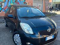 Usata Toyota Yaris 69 CV (50 kW) 2006 Nero Berlina