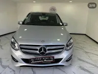 Usata Mercedes B180 Executive 109 CV (80 kW) 2017 Grigio Utilitaria