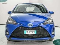 Usata Toyota Yaris Hybrid Active 73 CV (53 kW) 2019 Blu Berlina