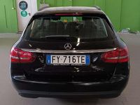 Usata Mercedes C180 Business 122 CV (89 kW) 2019 Nero Station wagon