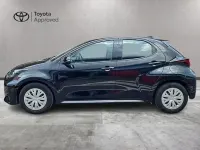Usata Toyota Yaris Hybrid Active 92 CV (67 kW) 2022 Nero Berlina