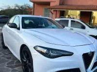 Usata Alfa Romeo Giulia 150 CV (110 kW) 2016 Bianco Berlina