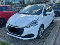 Usata Peugeot 208 Signature Sky 83 CV (61 kW) 2019 Utilitaria
