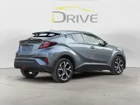 Usata Toyota C-HR Lounge 98 CV (72 kW) 2020 Grigio SUV
