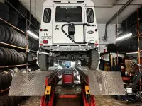 Usado Land Rover Defender 68 CV (50 kW) 1989 Blanco SUV
