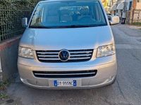Usata VW Caravelle 2009 Grigio Monovolume