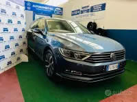 Usata VW Passat Highline 150 CV (110 kW) 2017 Bluazzurro Station wagon
