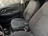 Usado Kia Rio Active 75 HP (55 kW) 2014 Preto Sedan