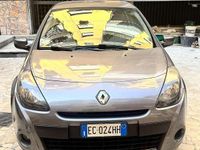Usata Renault Clio II 75 CV (55 kW) 2010 Berlina