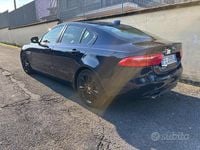 Usata Jaguar XE Prestige 163 CV (119 kW) 2018 Blu Berlina