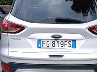 Gebraucht Ford Kuga 150 PS (110 kW) 2017 Grau SUV