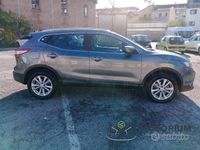 Usata Nissan Qashqai 131 CV (96 kW) 2016 Grigio SUV