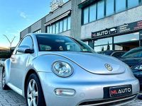 Usata VW New Beetle 101 CV (74 kW) 2004 Grigio Utilitaria