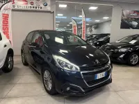 Usata Peugeot 208 Allure 82 CV (60 kW) 2017 Grigio Utilitaria