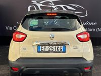 Usata Renault Captur 120 CV (88 kW) 2016 SUV
