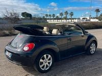 Usata VW New Beetle 102 CV (75 kW) 2006 Nero Utilitaria