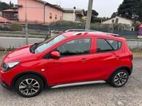 Usata Opel Karl Rocks 73 CV (53 kW) 2019 Rosso Utilitaria