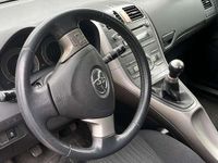 Usata Toyota Auris 124 CV (91 kW) 2007 Utilitaria