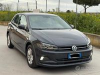 Usata VW Polo Comfortline 95 CV (69 kW) 2020 Grigio Utilitaria