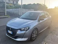 Usata Peugeot 208 75 CV (55 kW) 2020 Grigio Utilitaria