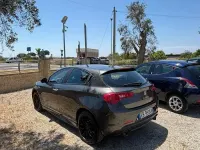 Usata Alfa Romeo Giulietta Distinctive 120 CV (88 kW) 2010 Grigio Utilitaria