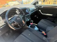 Usata VW T-Roc 116 CV (85 kW) 2019 Bianco SUV