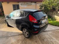 Usata Ford Fiesta 95 CV (69 kW) 2009 Nero Berlina