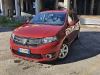 Usata Dacia Sandero Lauréate 75 CV (55 kW) 2013 Berlina