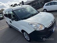 Usata Opel Combo Club 105 CV (77 kW) 2015 Bianco Monovolume