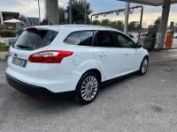 Usata Ford Focus 115 CV (84 kW) 2012 Bianco Station wagon