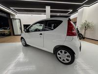 Usata Peugeot 107 68 CV (50 kW) 2010 Bianco Utilitaria